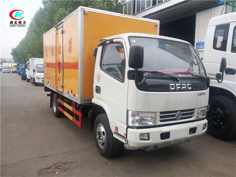東風(fēng)4.1米易燃?xì)怏w廂式運輸車【二類 藍(lán)牌】