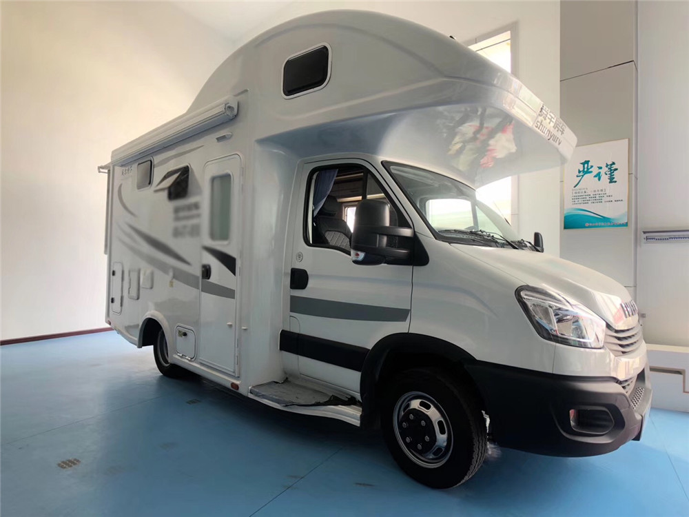 旅居房車